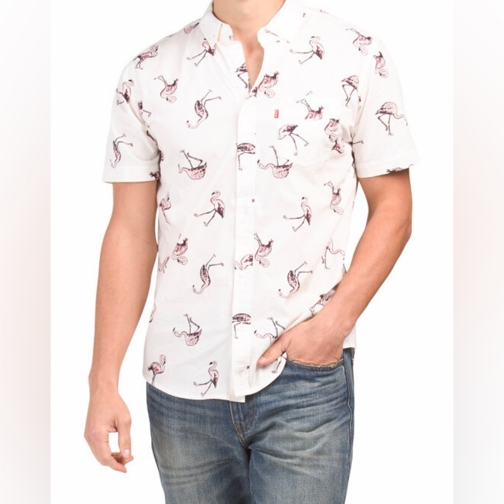 Levi’s Riverton Retro Flamingo Print Vacation Short Sleeve Button Down Medium